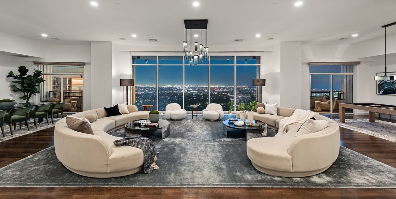 1 W Century Dr, #40PH