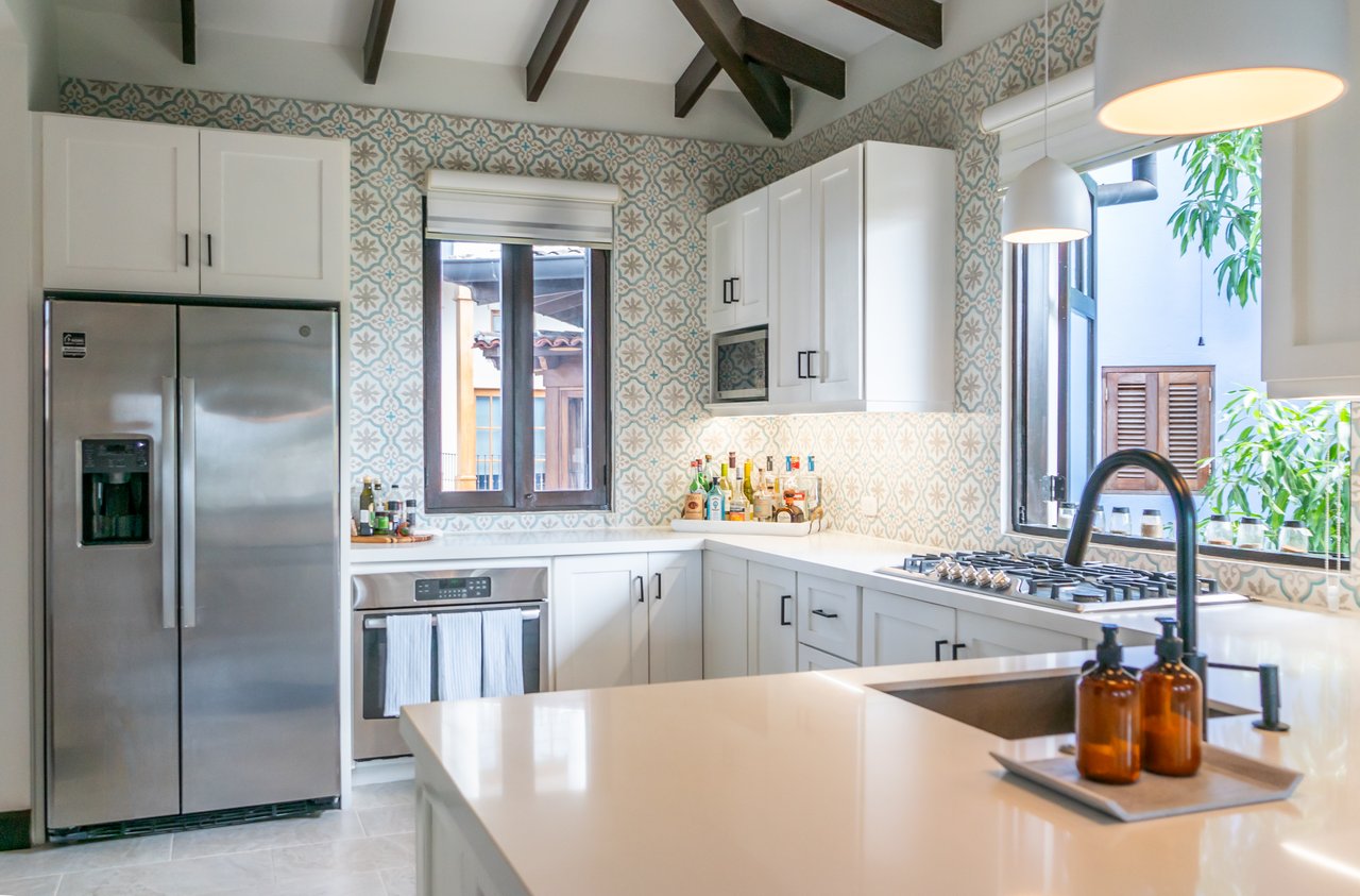 18 Calle La Ronda | Where Everyday Feels Like a Holiday