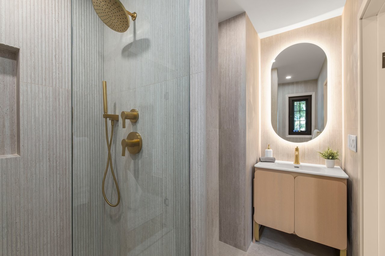 Modern Craftsmanship Meets Timeless Elegance