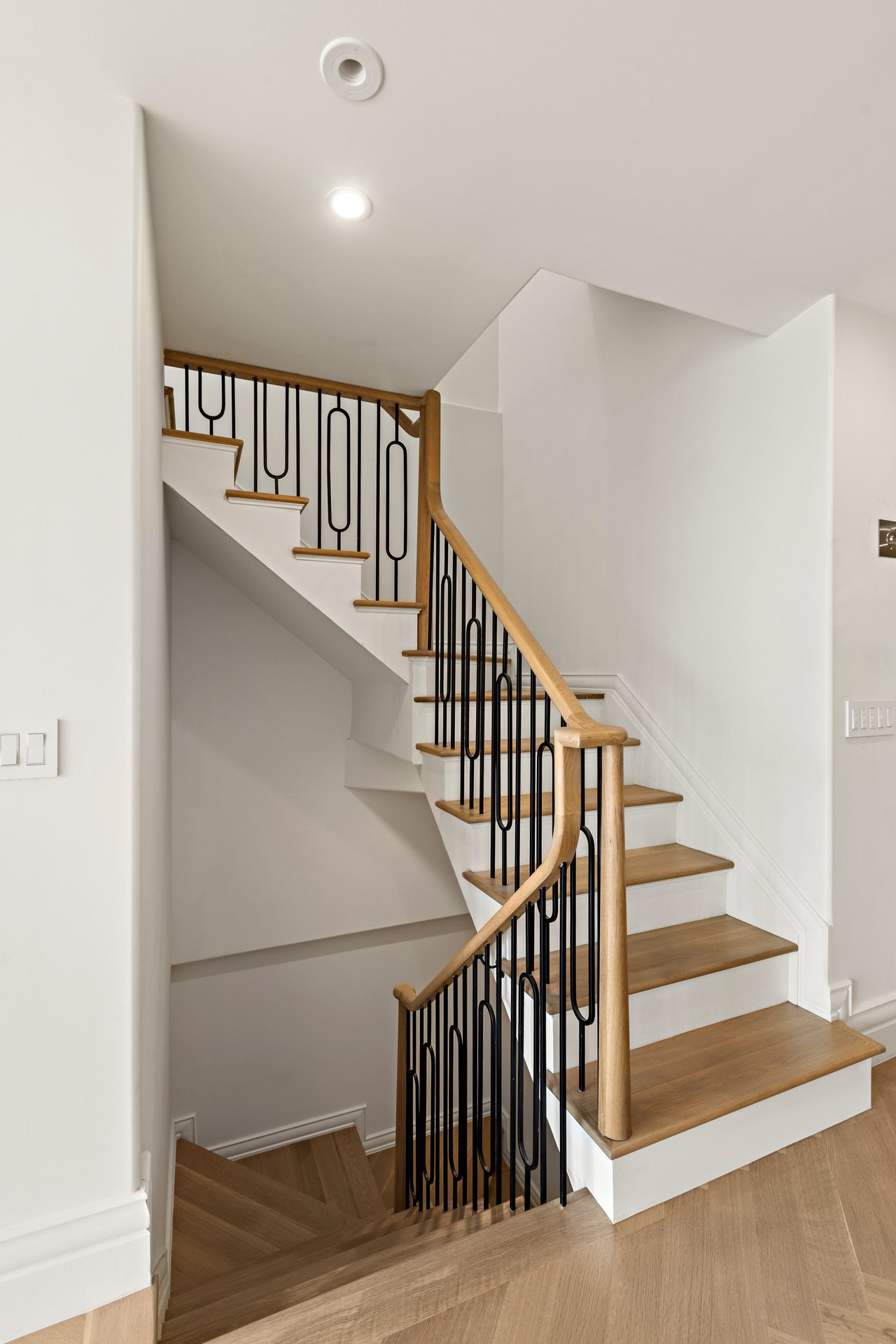 225 Park Avenue, Hoboken