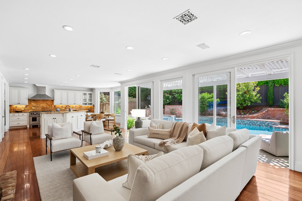 1943 Port Provence Place