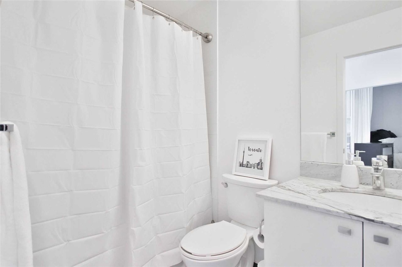 51 East Liberty St #2406