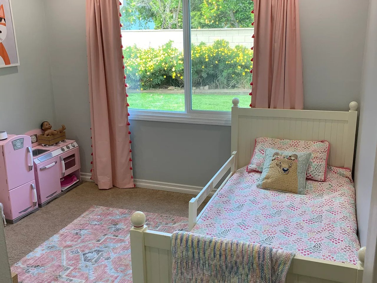 81 Hillview Ave, Ventura, CA 93003