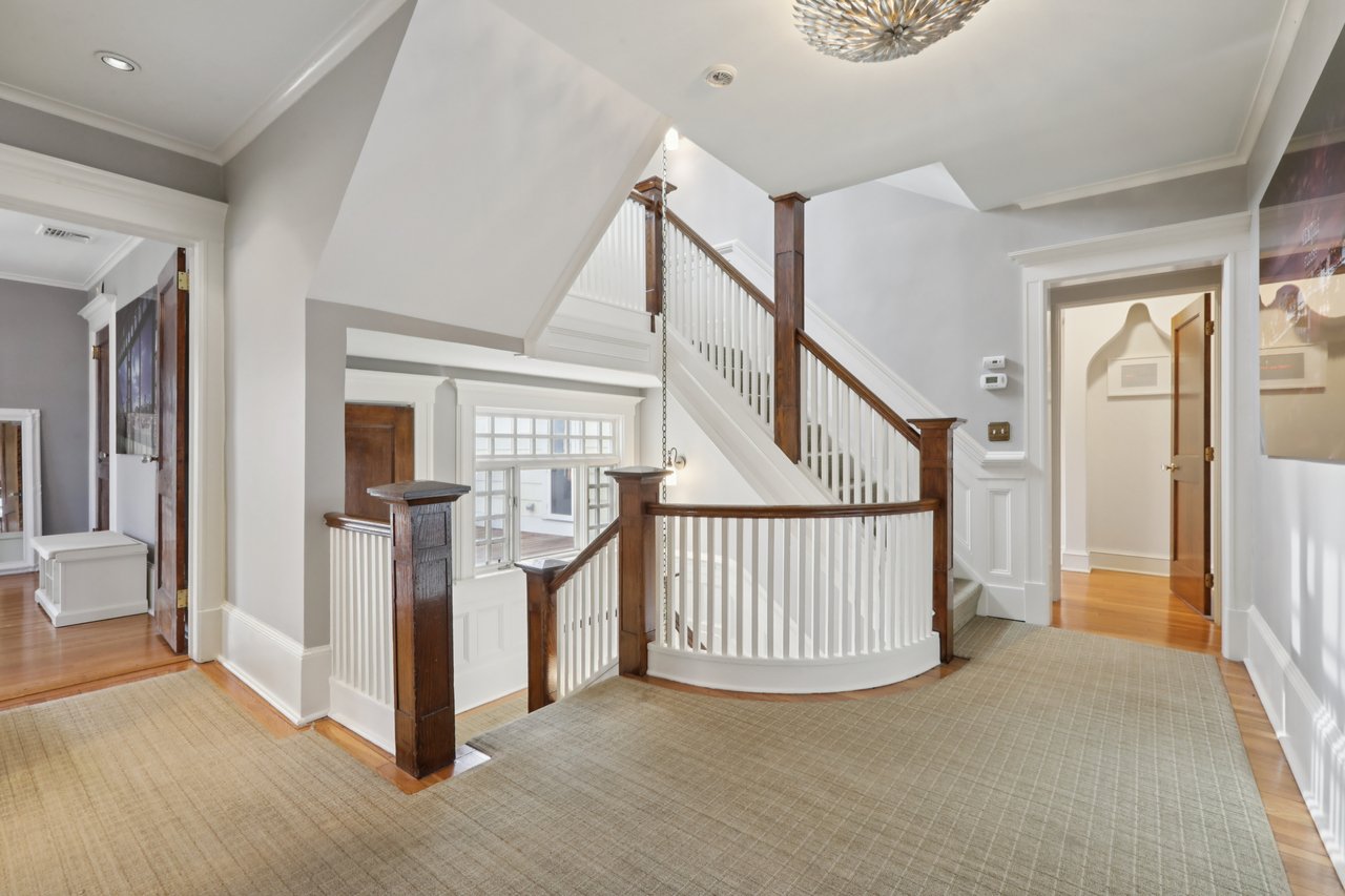 326 West End Avenue