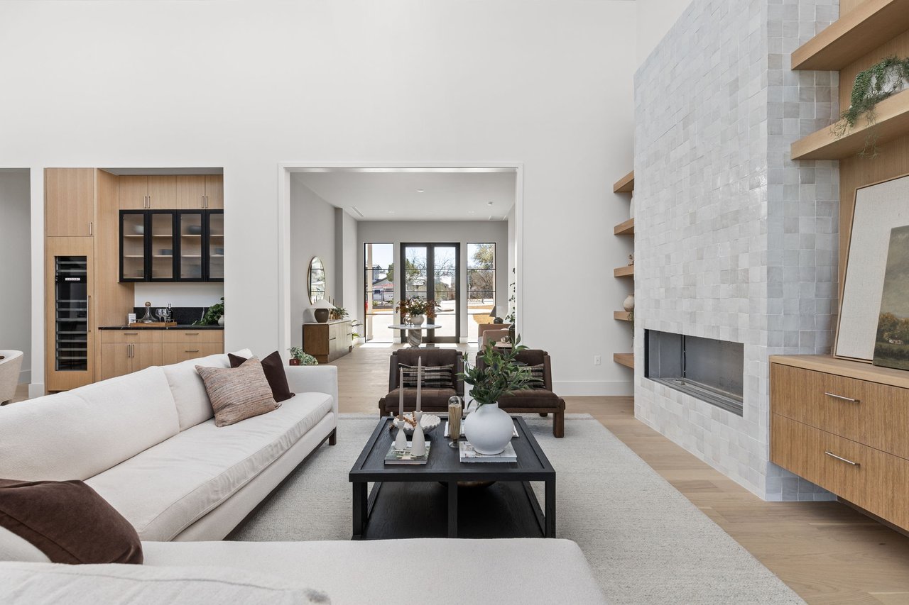 Forest Hills Residence