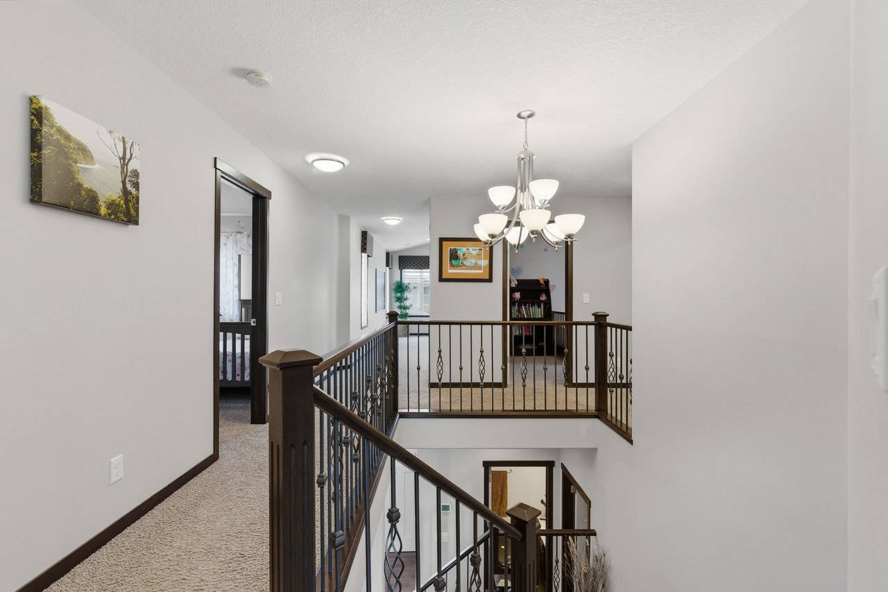 71 Panatella View NW