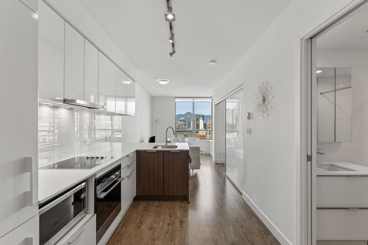 2705-1308 Hornby St Unit: 2705