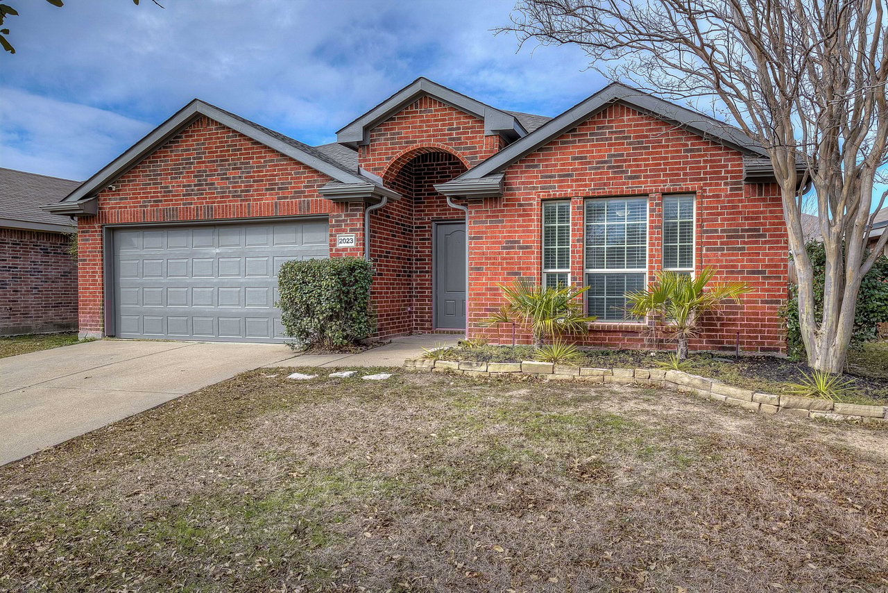 2023 Lake Trail Dr.