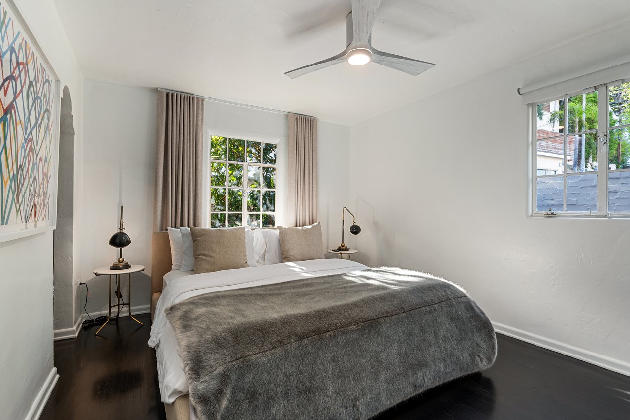 1512 Sunset Plaza Dr, Sunset Strip