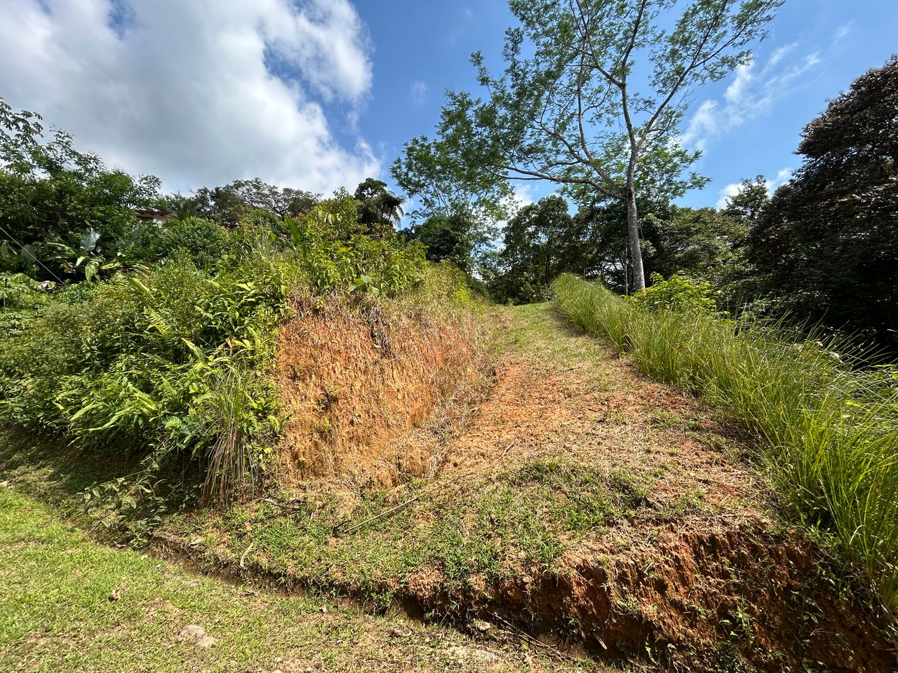 Beautiful Lot in Phase 9 Ojochal, Gated Communuity 