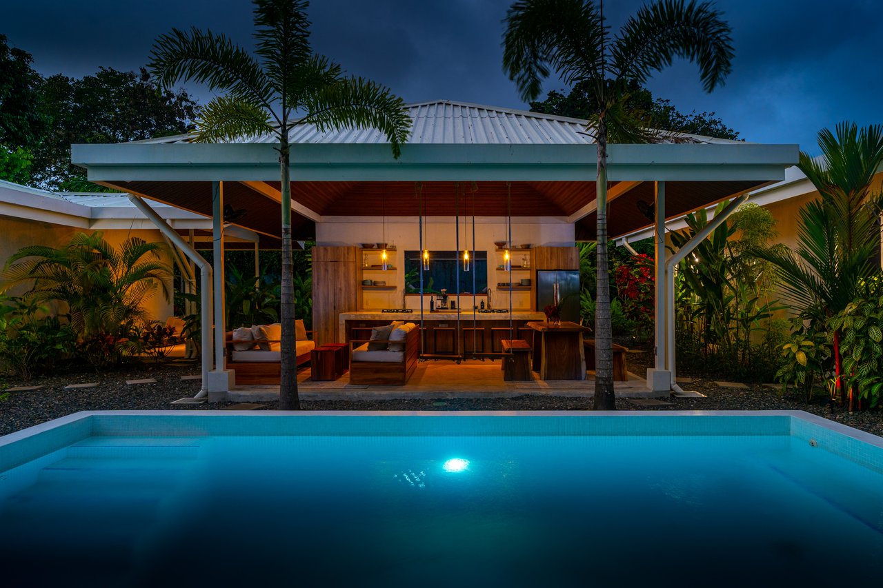 Income Ready Boutique Investment near Whale's Tail Beach