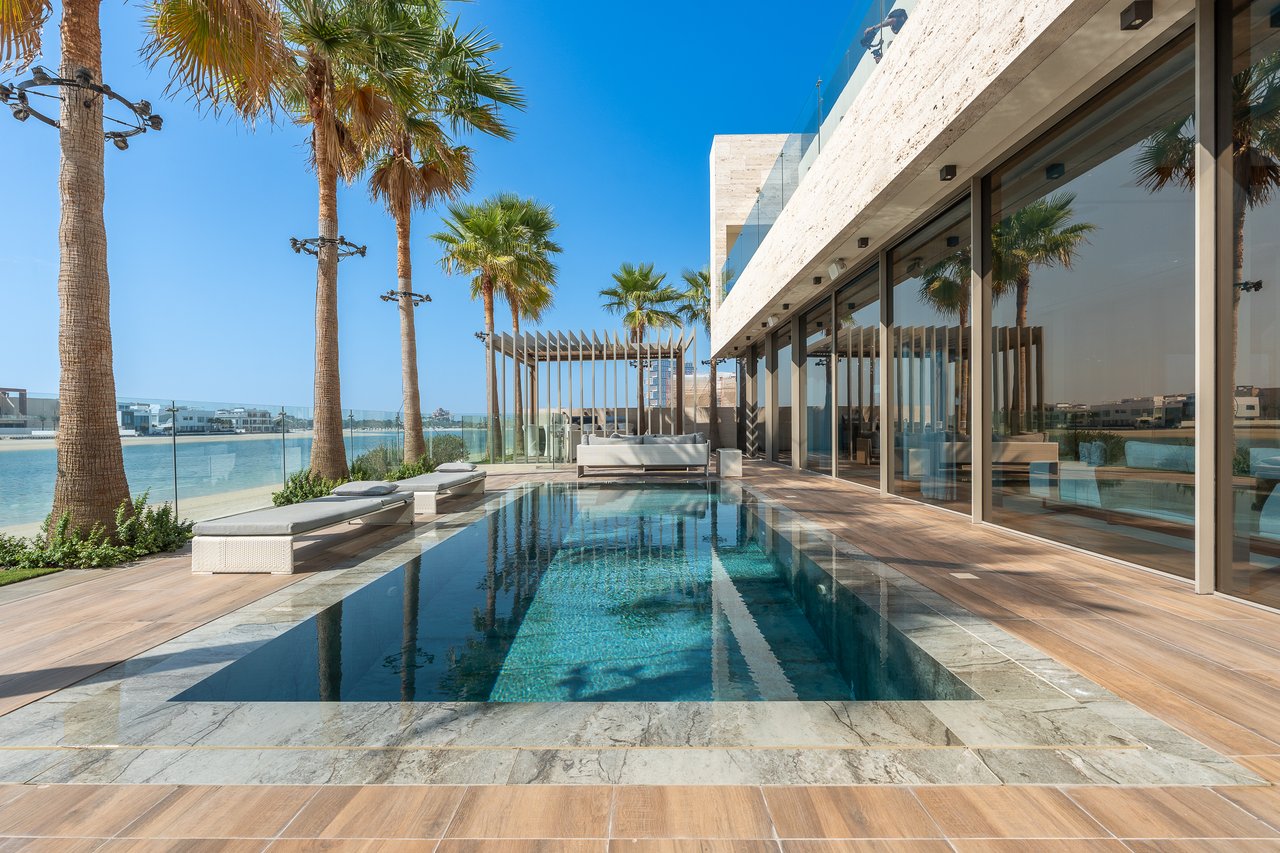 Signature Villas Frond G