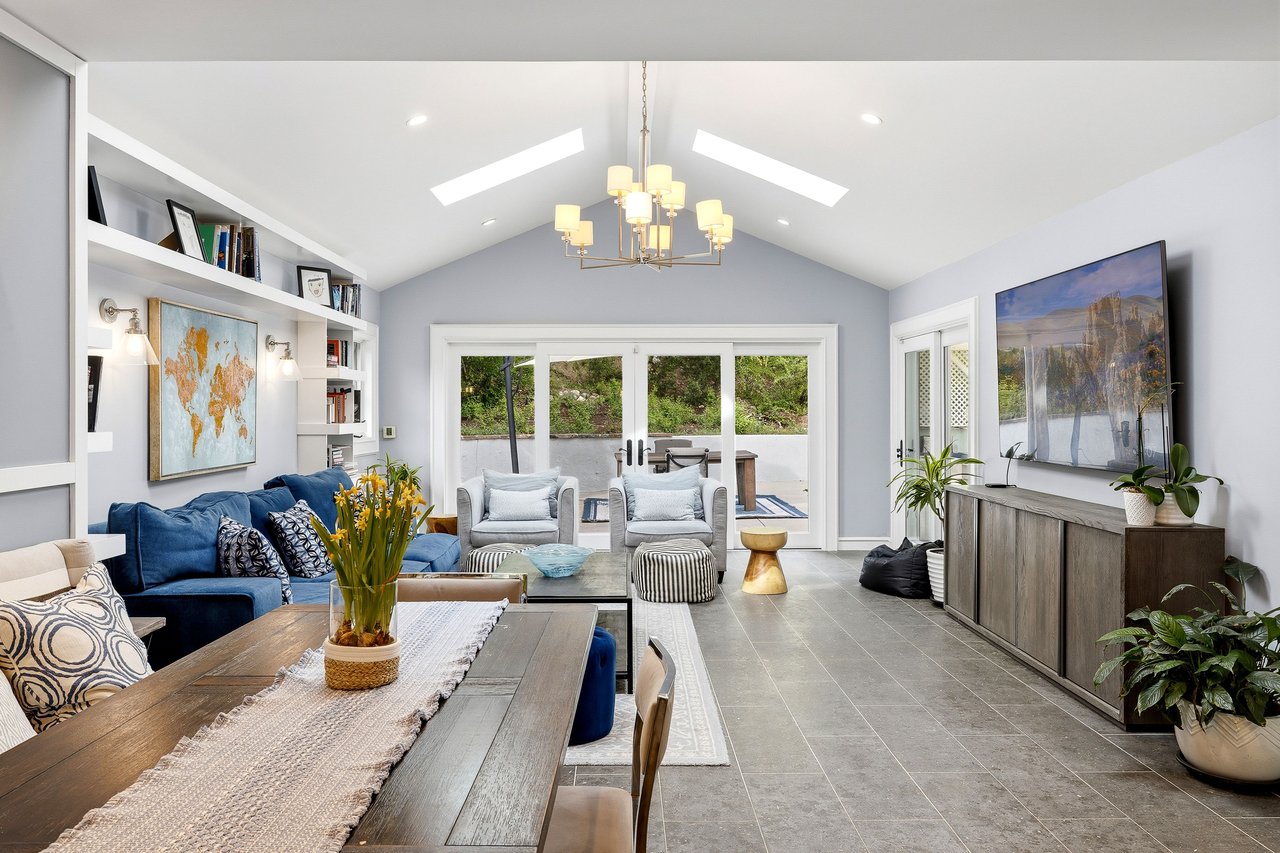 24317 Bridle Trail Rd