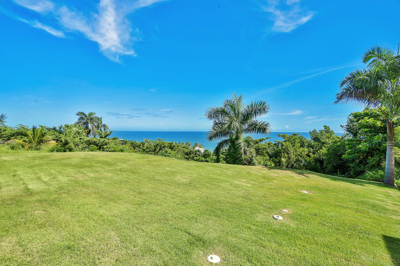 Casa Azul, Rincón PR                  Luxury Modern Hilltop & Ocean Views