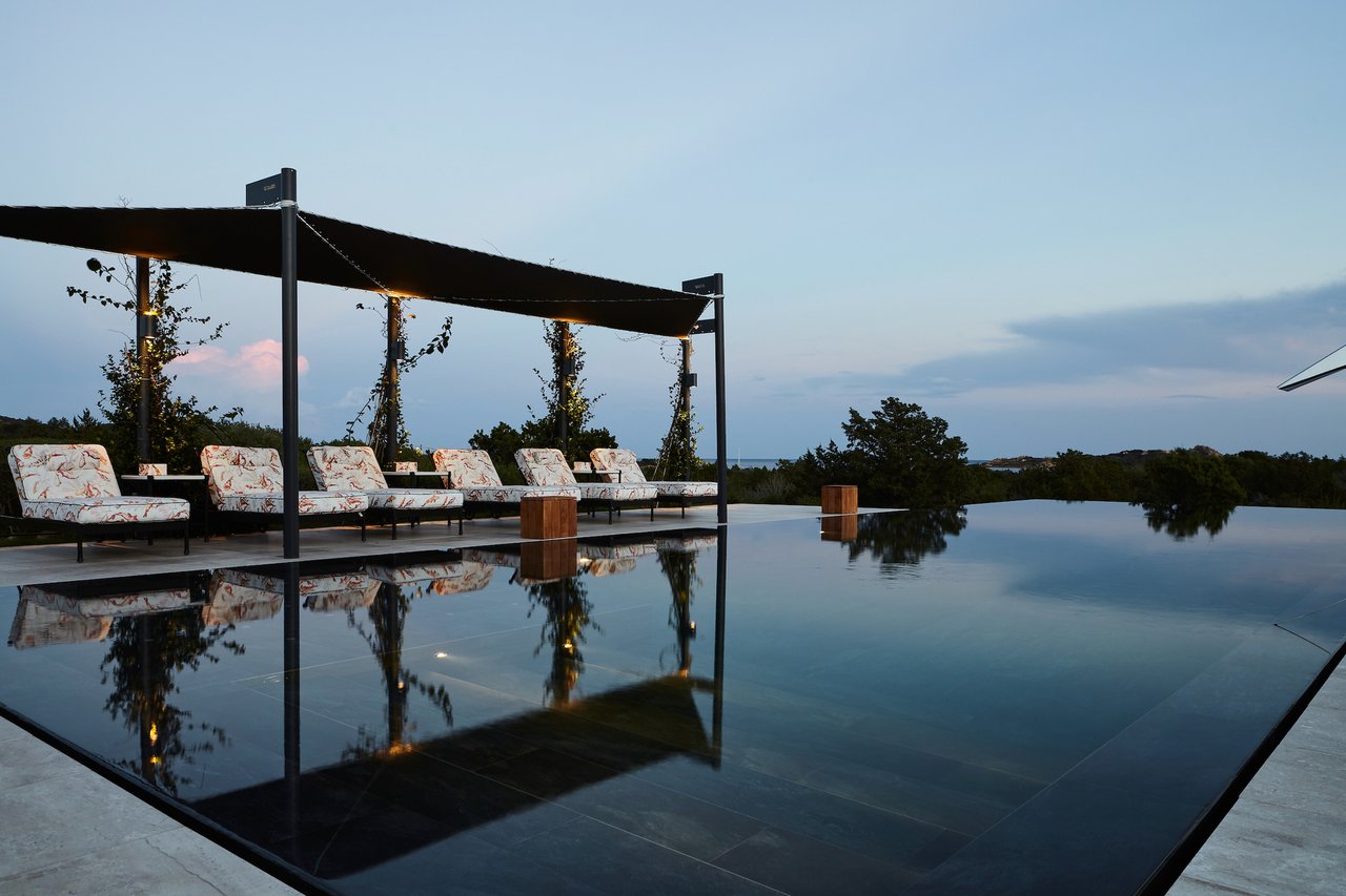 Breathtaking Beachfront Vacation Villa