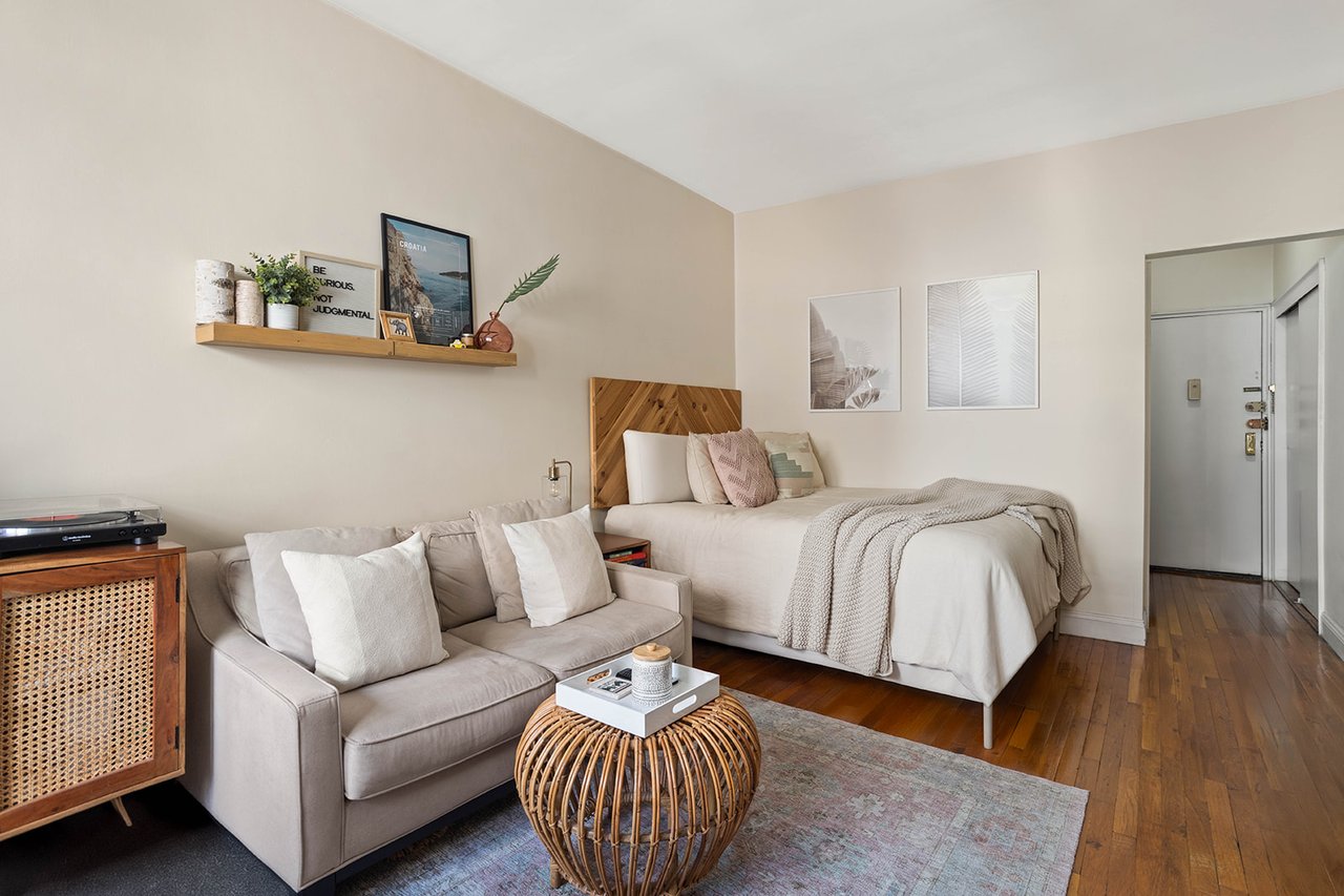 148 East 84th Street Unit 4A
