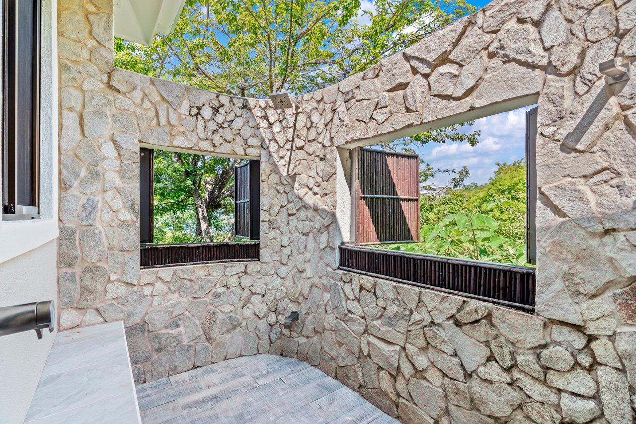 Villa Valhalla | Prime Ocean-View Property in One of Guanacaste’s Most Desirable Beach Towns