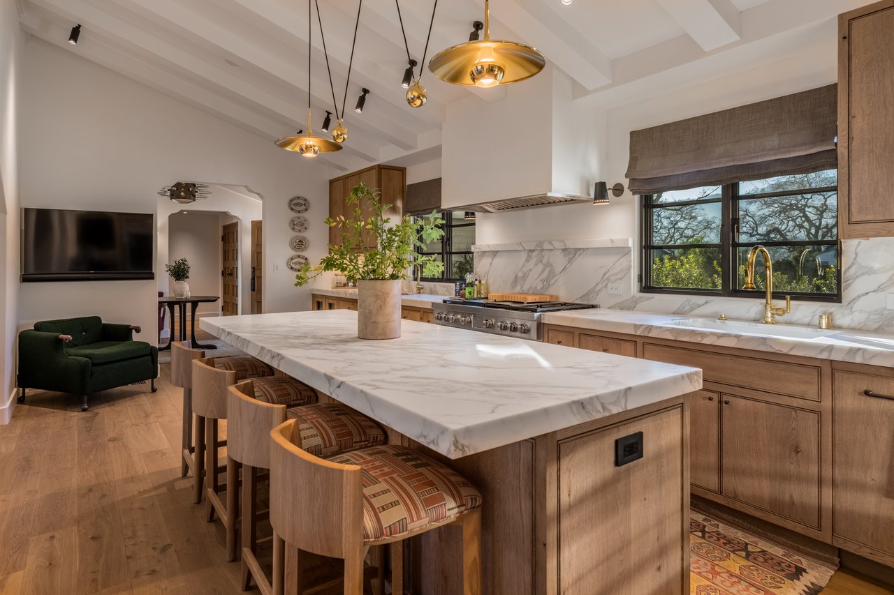 16800 Estrella Drive 