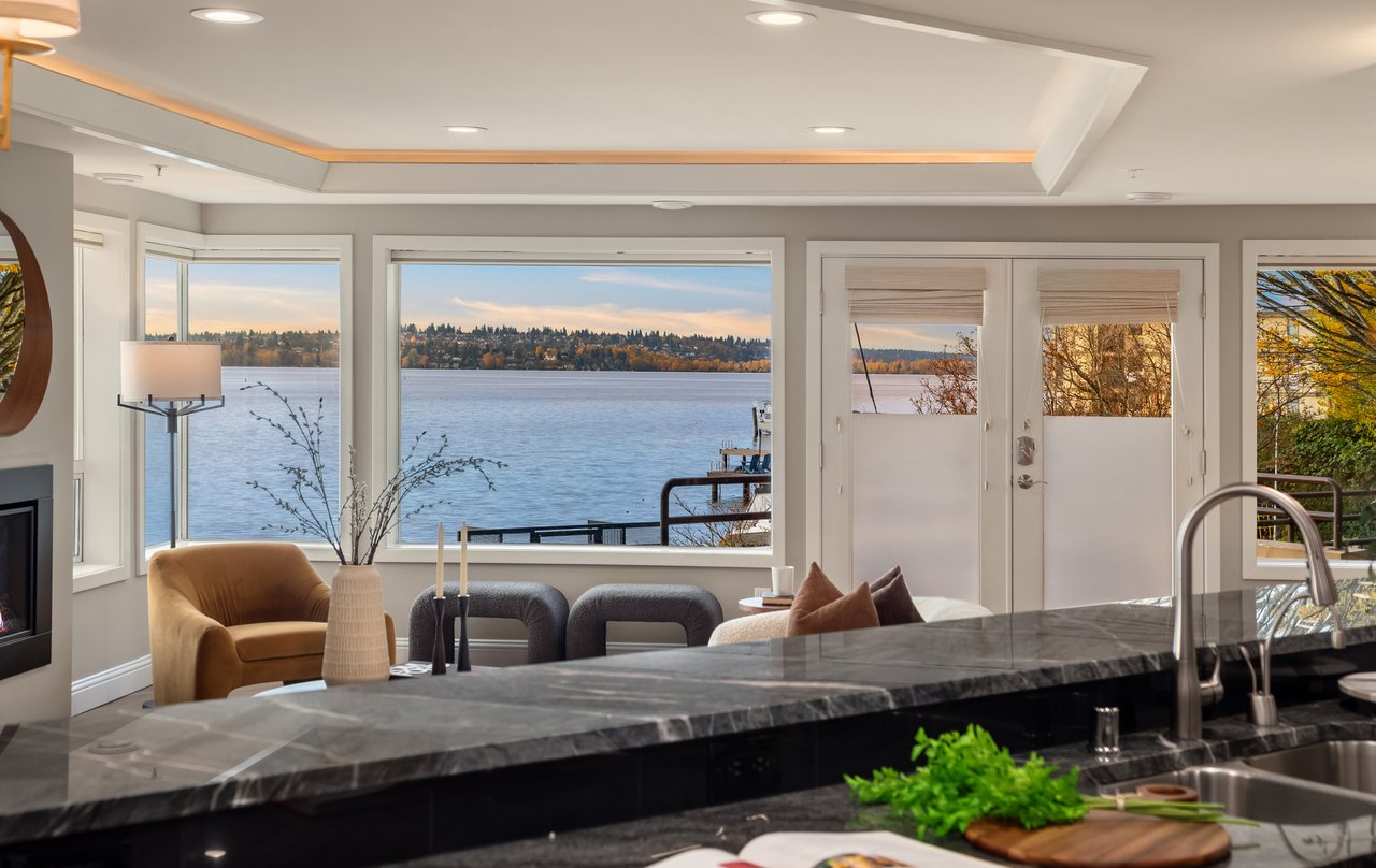 4511 Lake Washington Boulevard NE Unit: 2