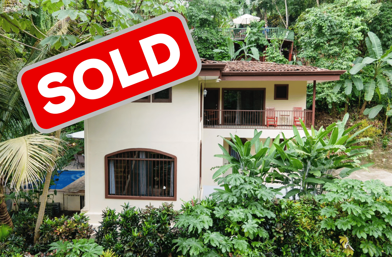 Manuel Antonio 3 bedroom- 3 bath with pool in Gated Development 