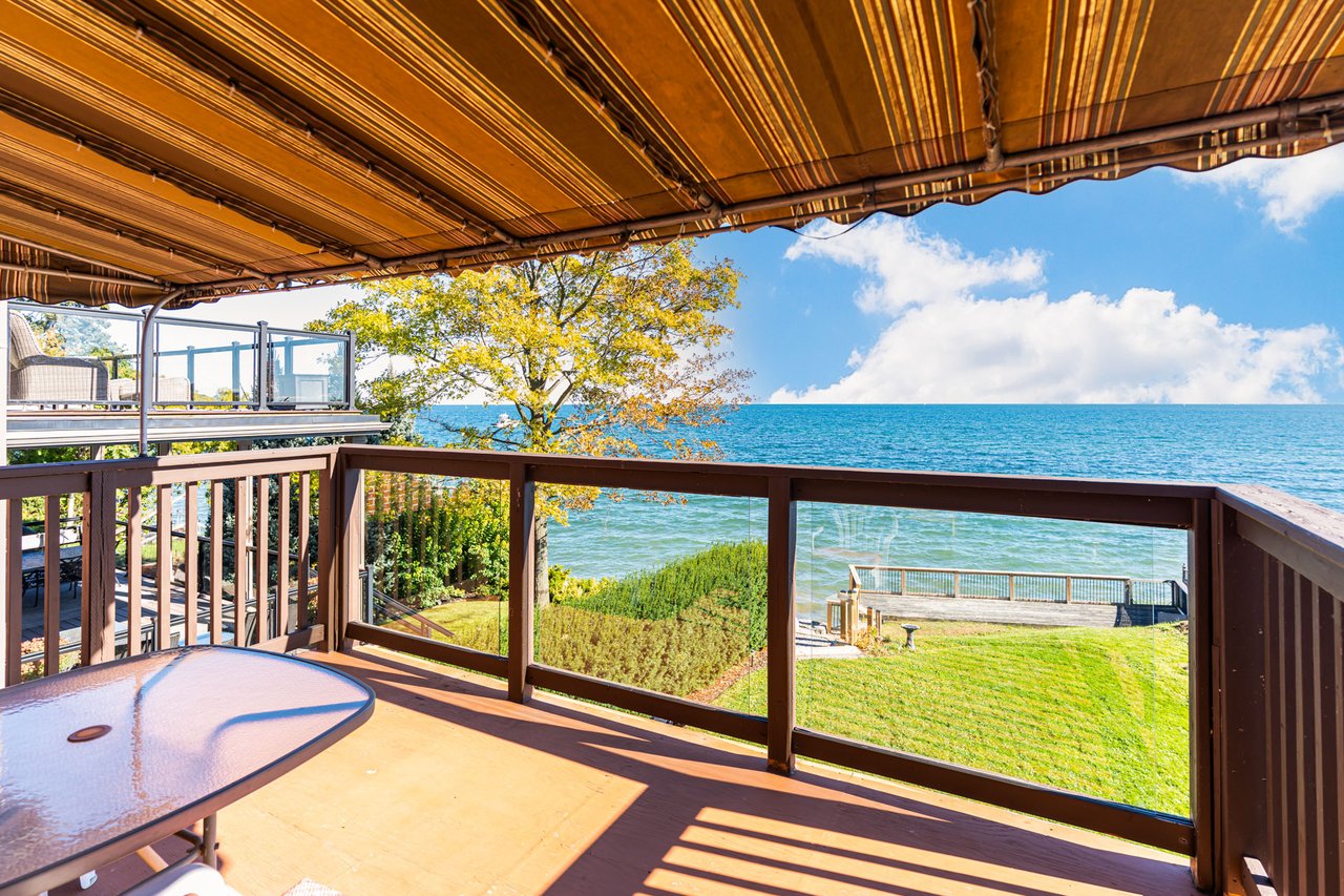 407 Lake Promenade