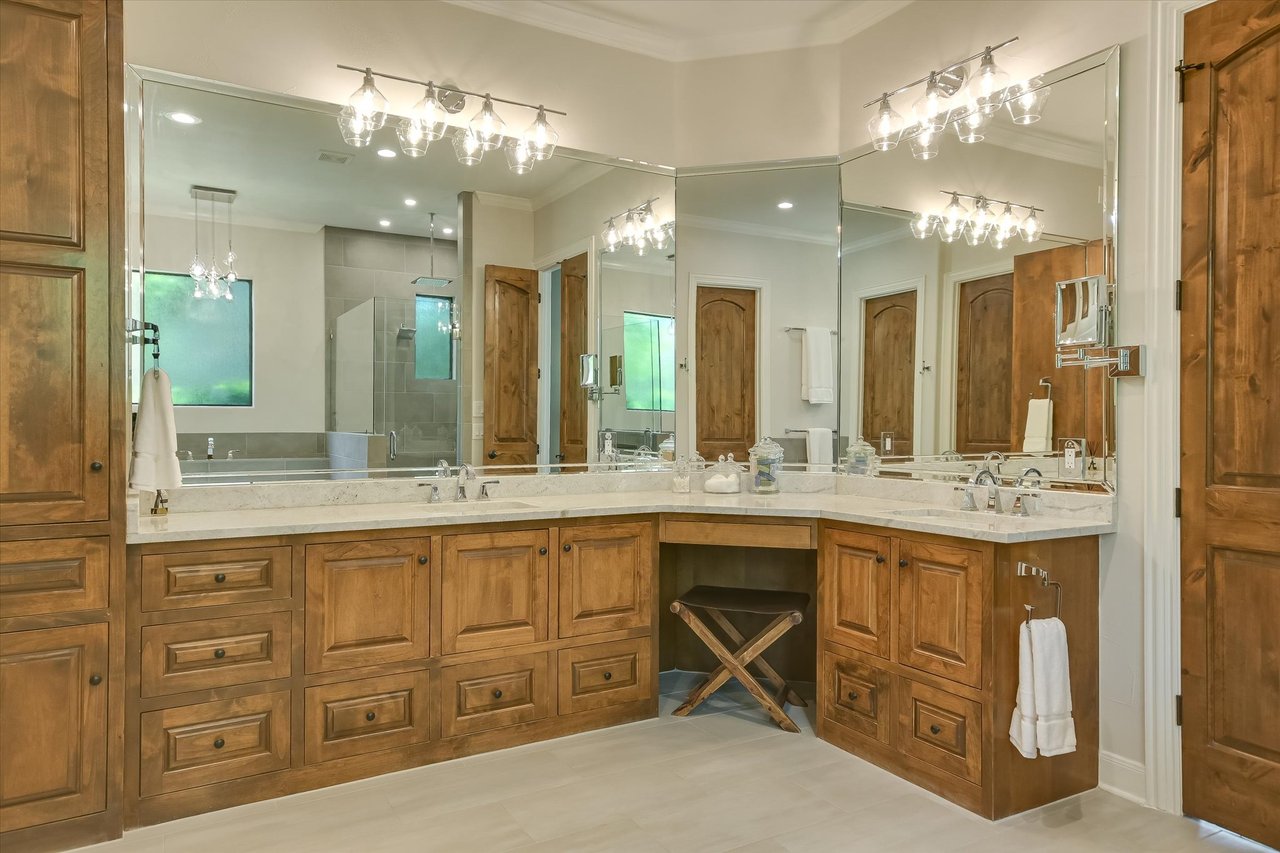 5711 Pool Canyon CV