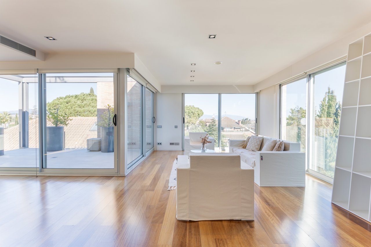 Exclusive house for sale in the centre of Sant Cugat 