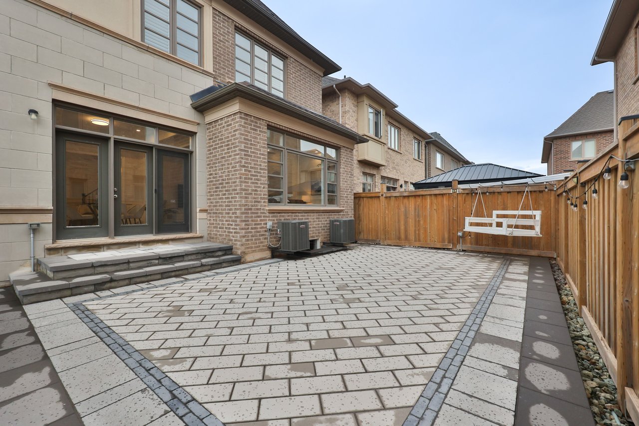 3191 Daniel Way, Oakville