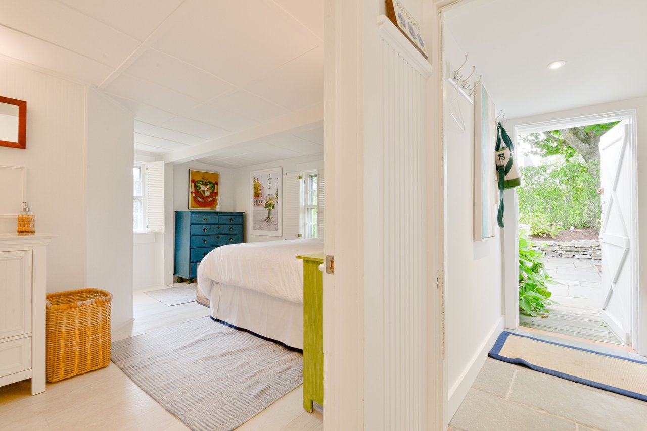 18 West Sankaty Road