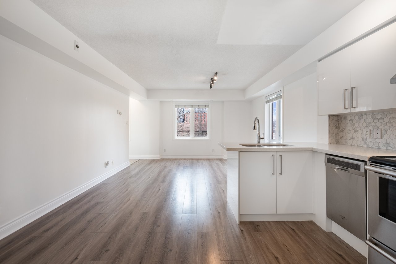12 Sudbury St #802