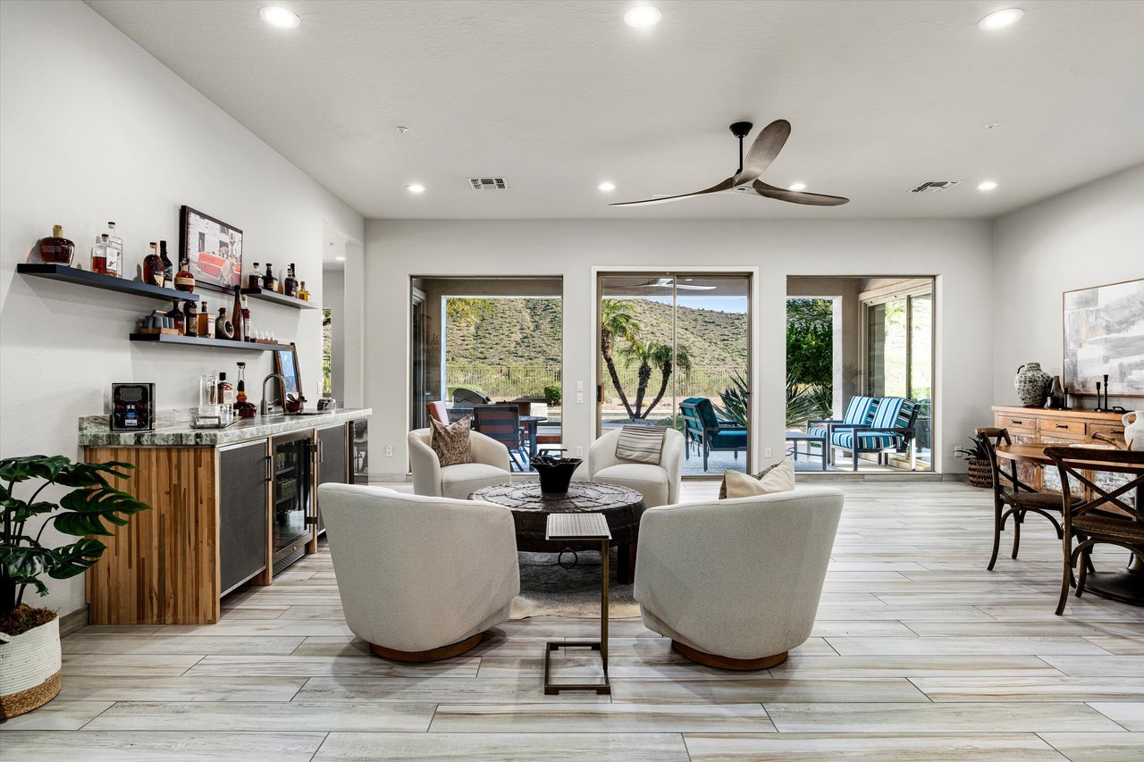 11115 E WINCHCOMB Drive, Scottsdale