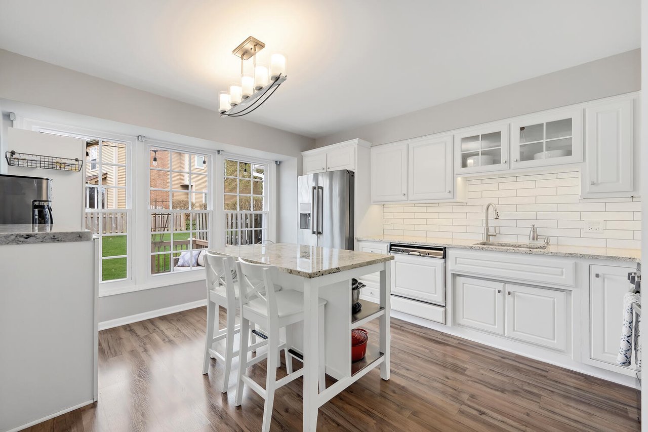 1808 Courtenay Drive, Wheaton IL – Adare Farms Townhome Near Parks, Trails, and Top Schools