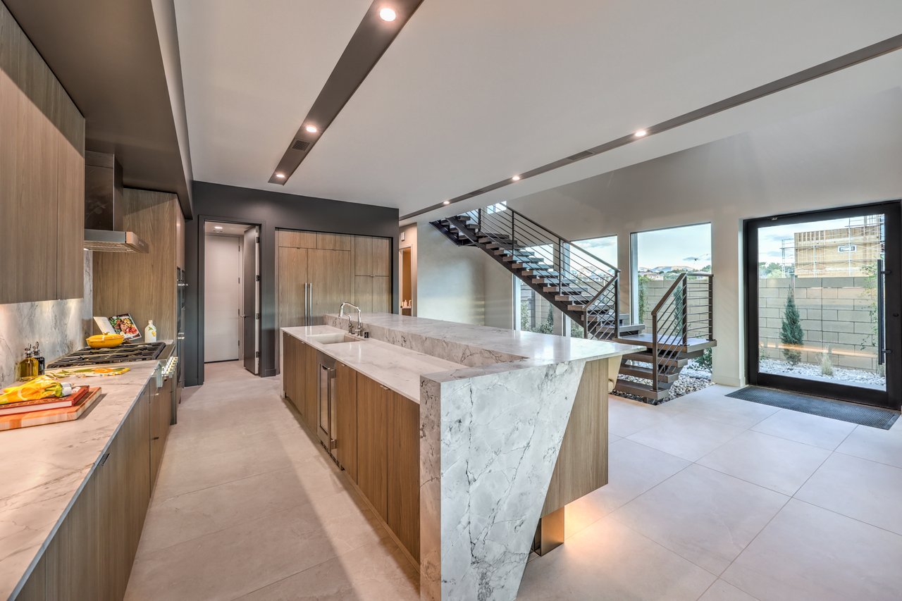 4077 Heron Fairway Dr