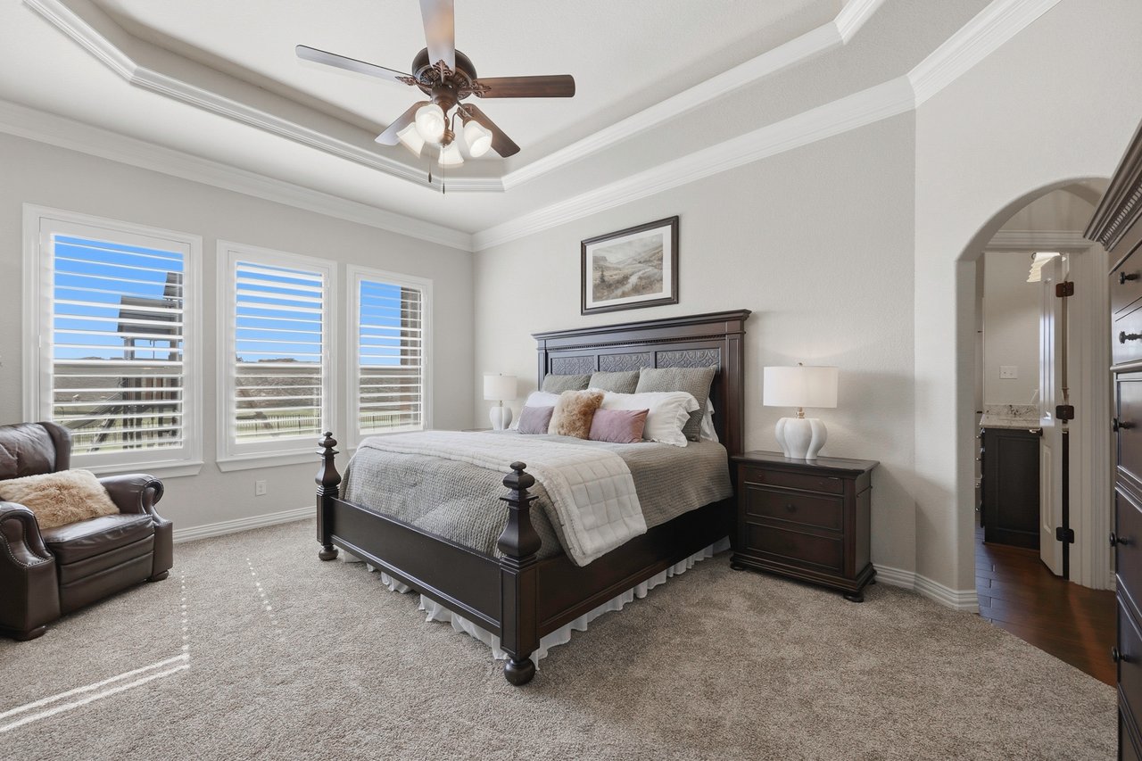 Gated Community Minutes from Eagle Mountain Lake!