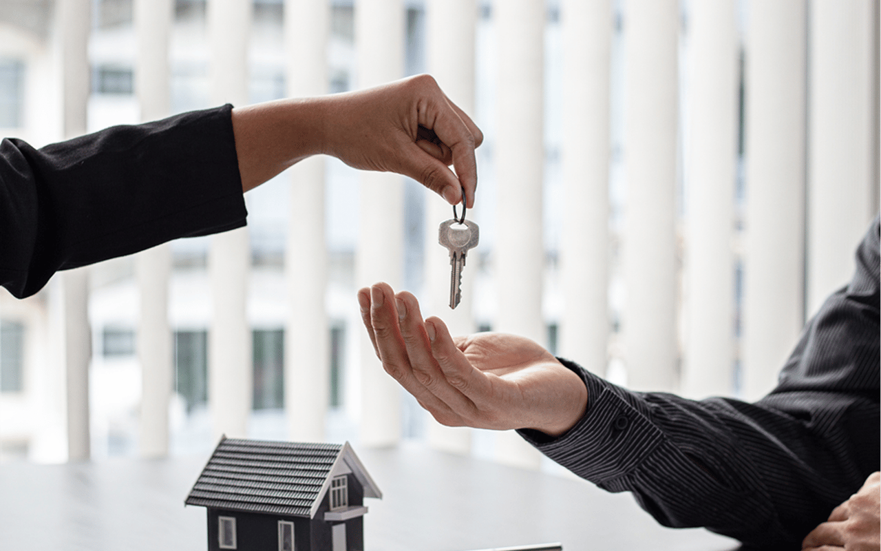 Navigating the DC Real Estate Market: When Your Home Won't Sell