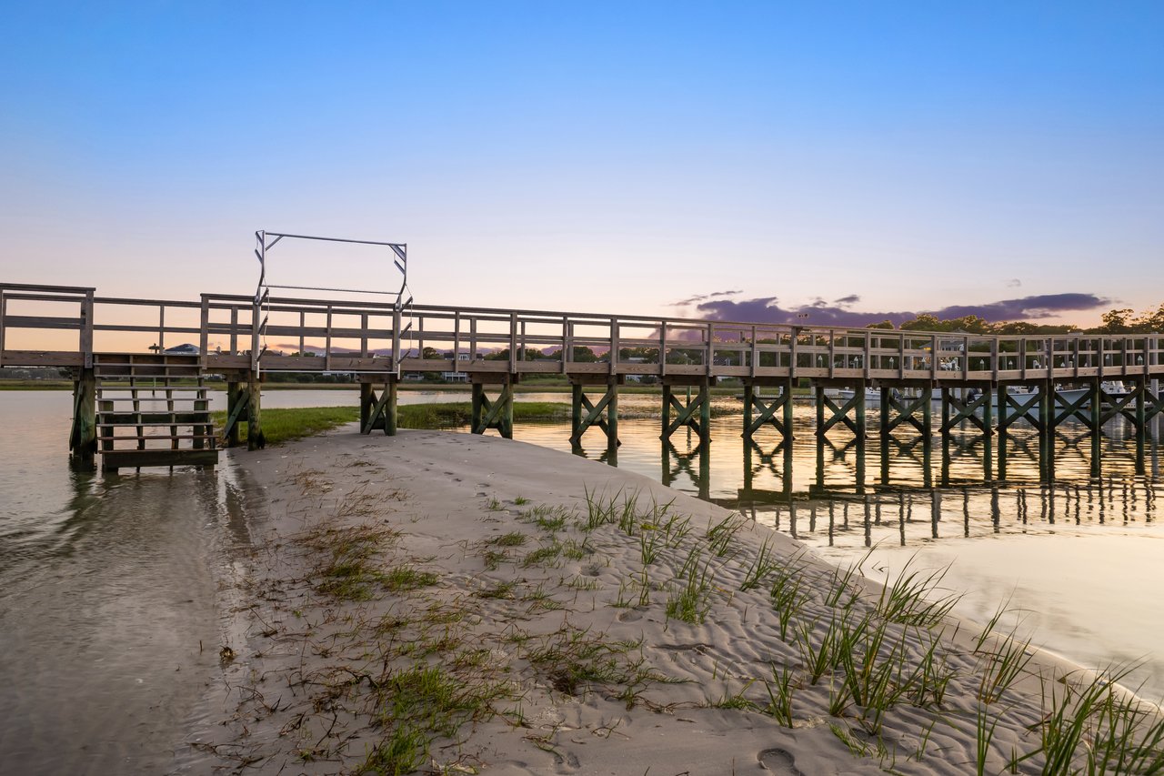 200 & 201 Oyster Bay Lane Lots