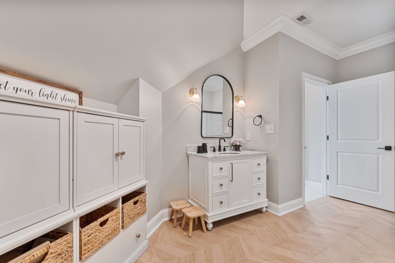 182 Malibu Rd
