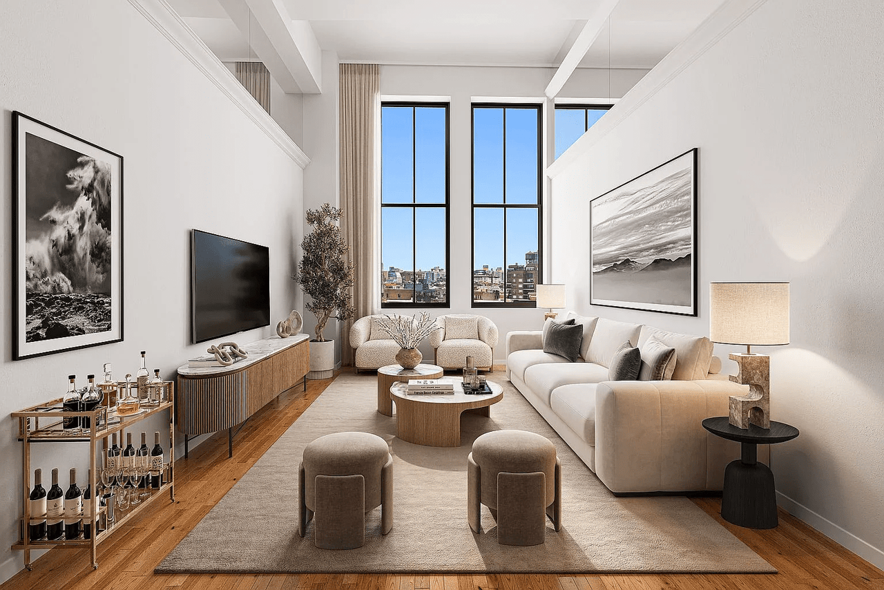 421 Hudson St APT 504