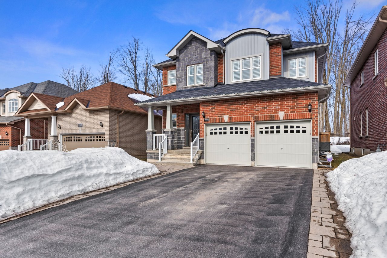 2998 Annalysse Drive, Orillia