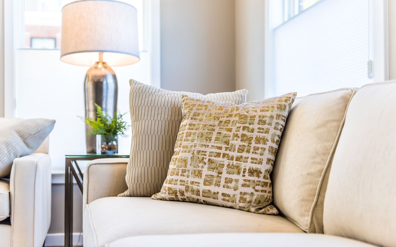 10 Thoughtful And Heartwarming Gift Ideas For First-time Homeowners