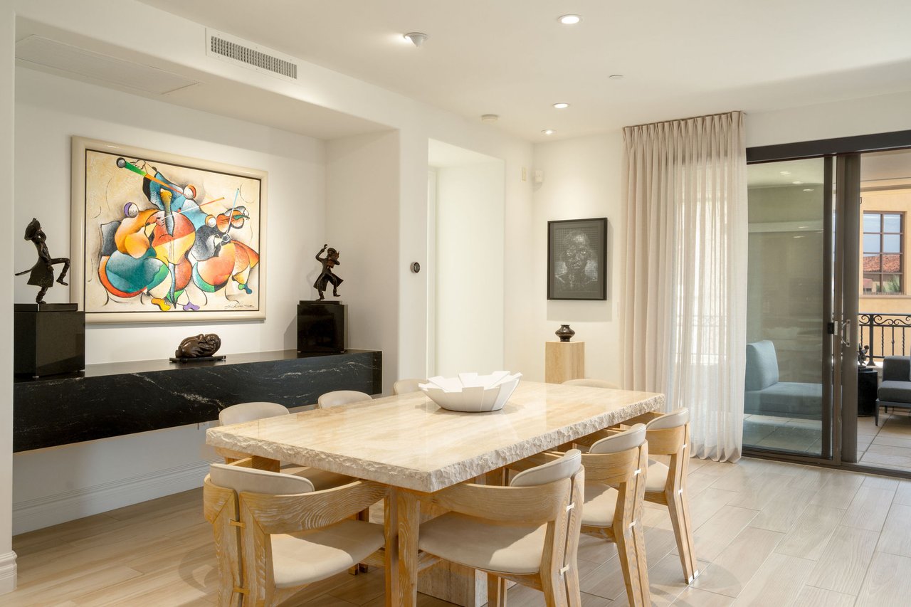 7175 E CAMELBACK Road, 301