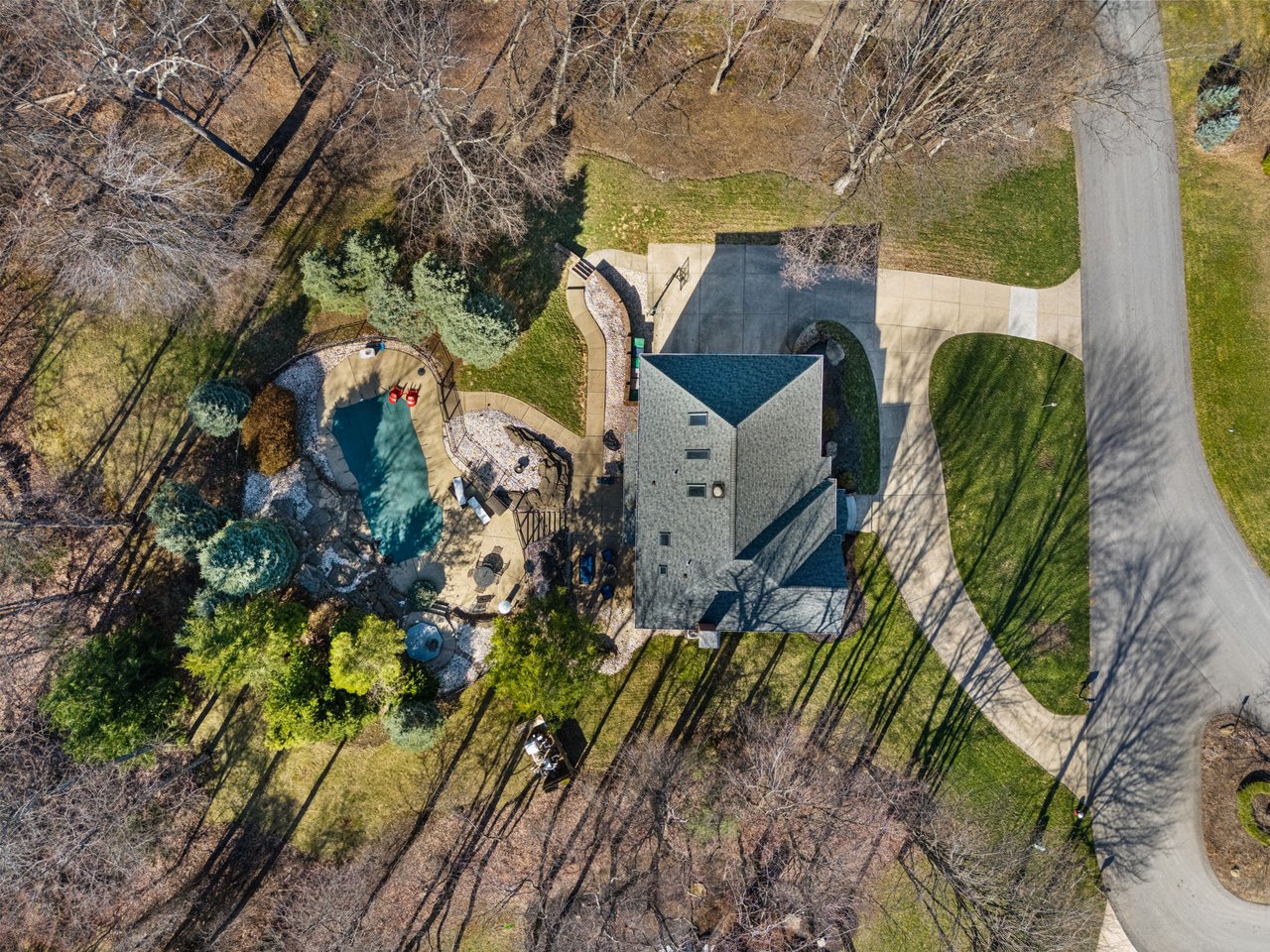 913 Highlander Circle