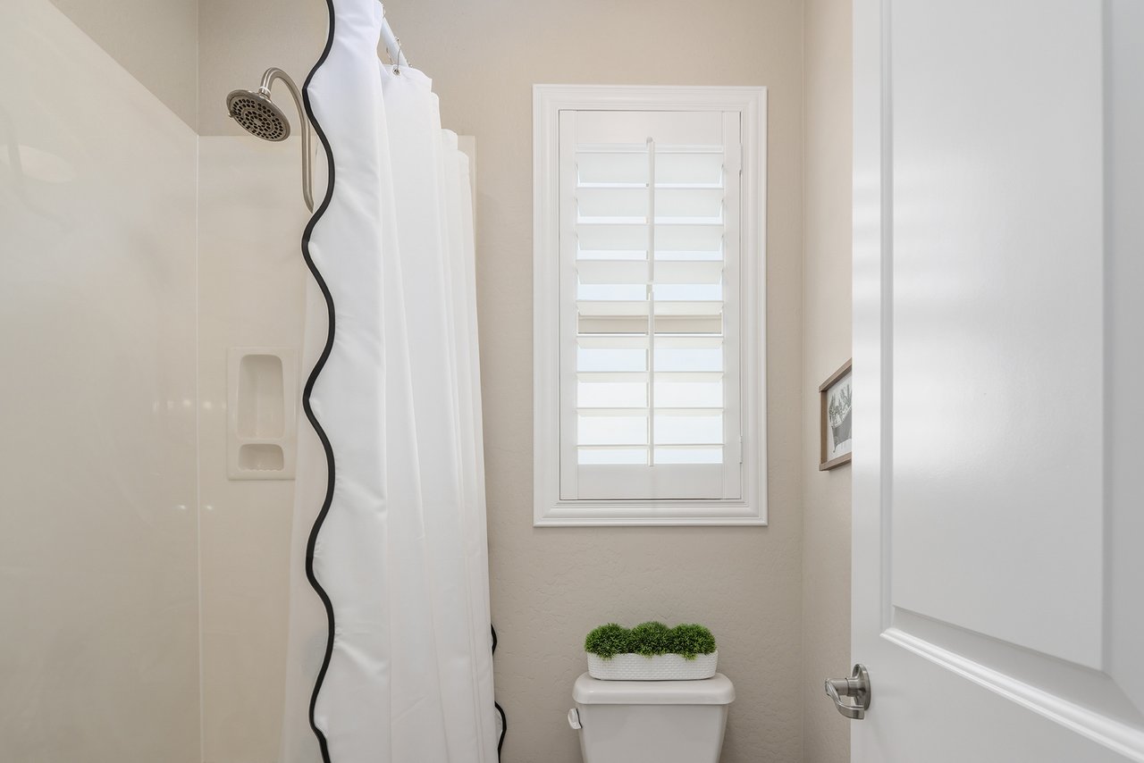 3743 E ARABIAN Drive