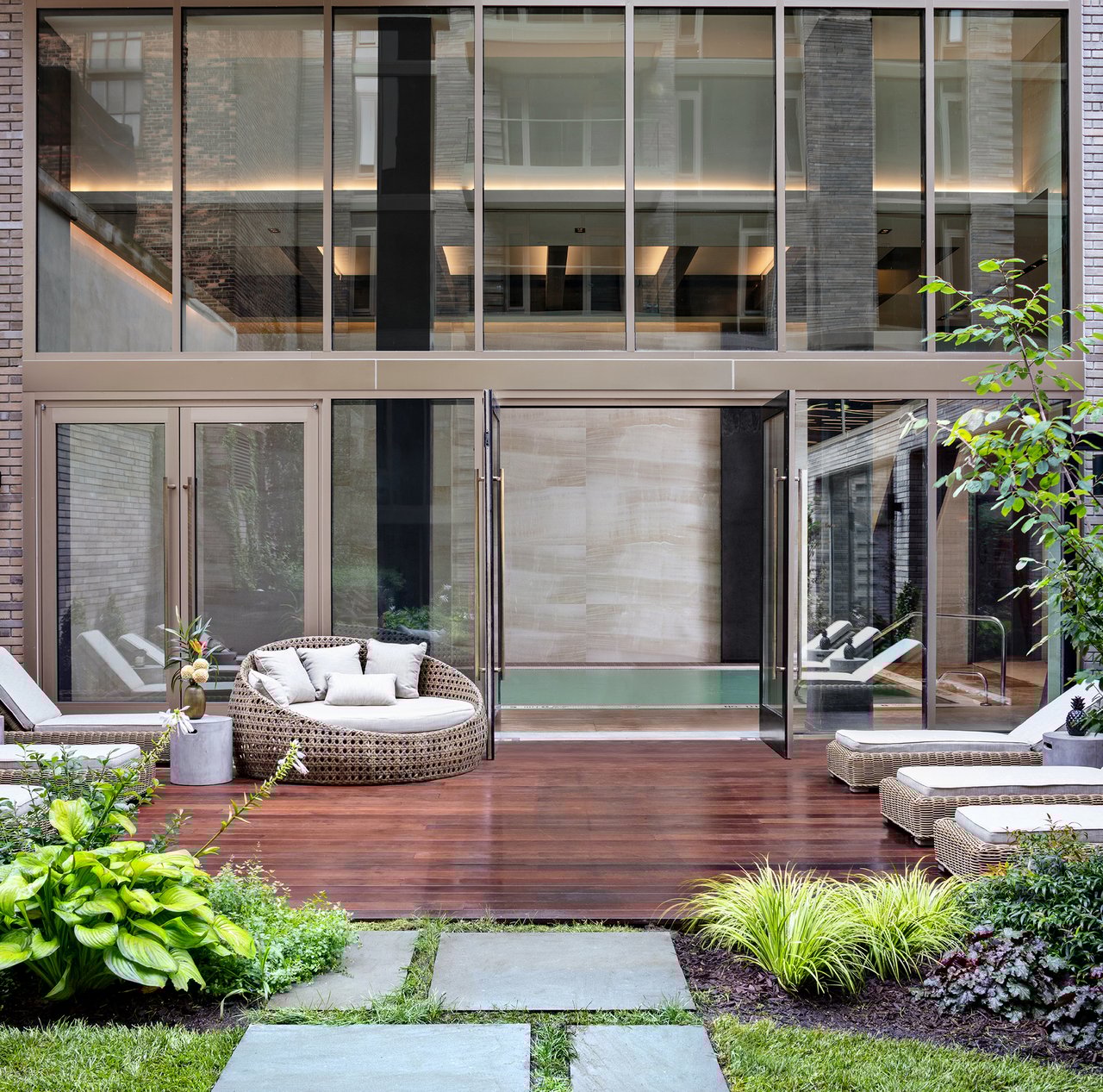 505-513 West 43rd Street 14G