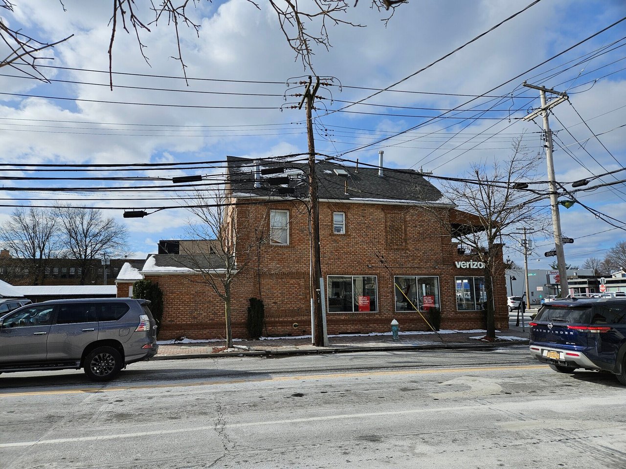 612 Jericho Tpke