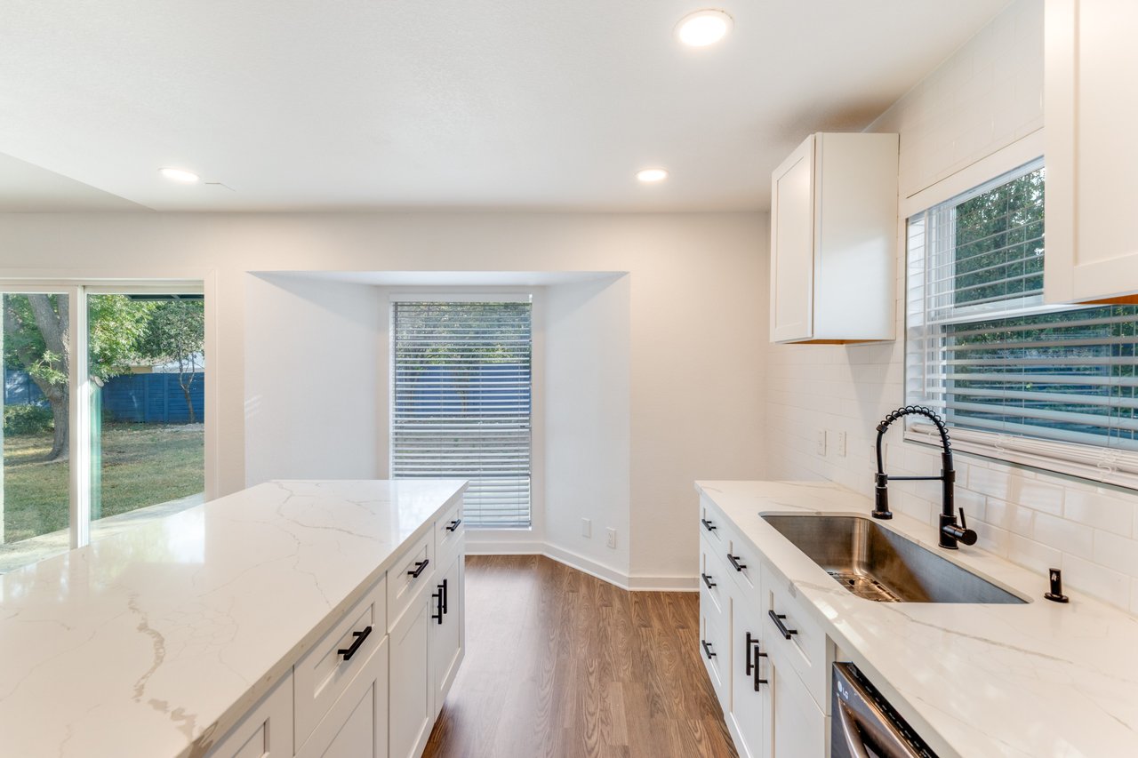 1107 Chesapeake DR