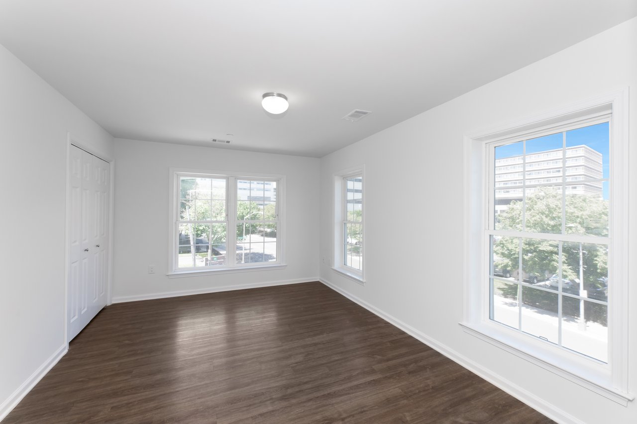 162-170 SOUTH ORANGE AVE Unit: 406