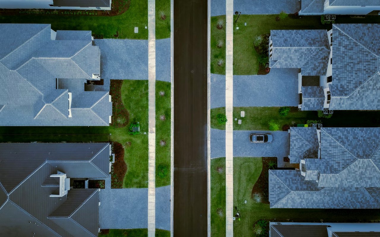 Flipping Houses in Manatee County: What Luxury Investors Should Know