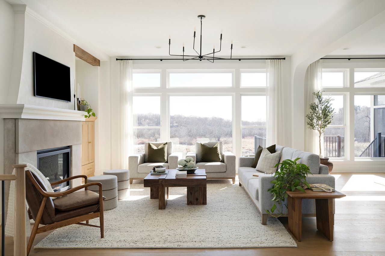 4909 Rolling Green Pkwy, Edina