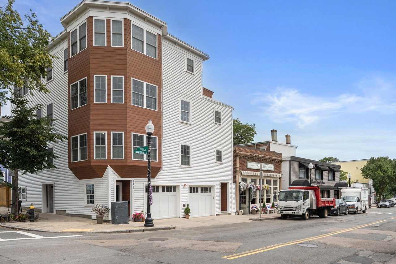 235 Bunker Hill St
